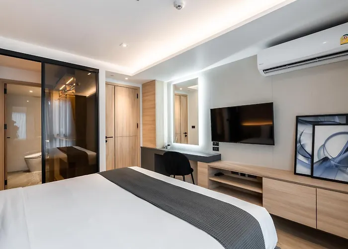 Destiny63 Ekamai Hotel 4*